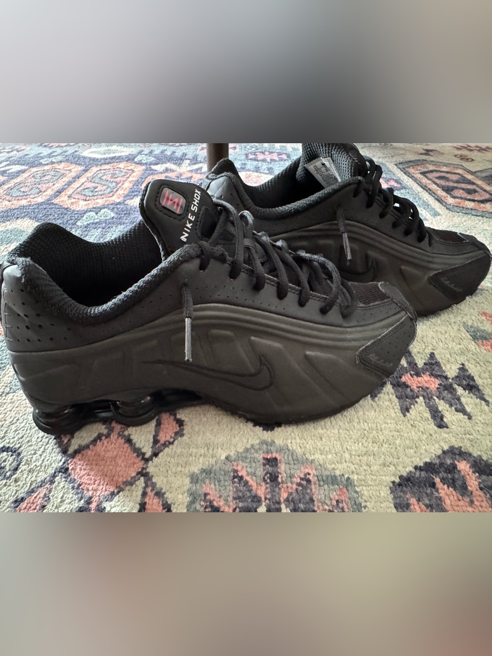 Nike Men's Black Shox